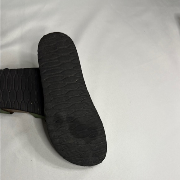 Cliffs by WHITE MOUNTAIN Green and Brown Comfort Sandals - Picture 6 of 6